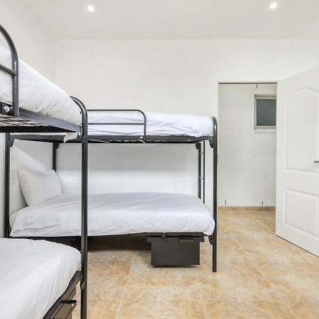 Inn & Out Express Sea Point เคปทาวน์ ภายนอก รูปภาพ