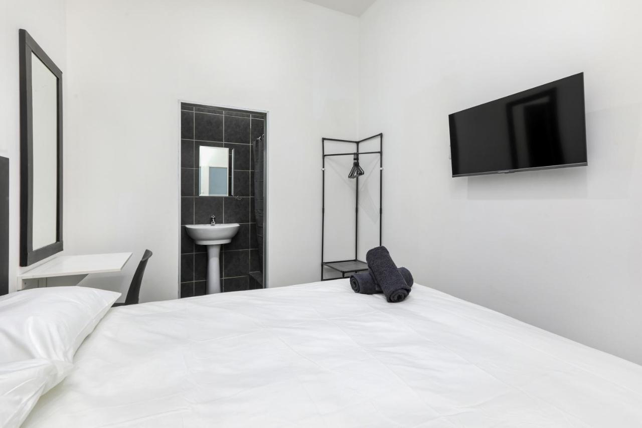 Inn & Out Express Sea Point เคปทาวน์ ภายนอก รูปภาพ